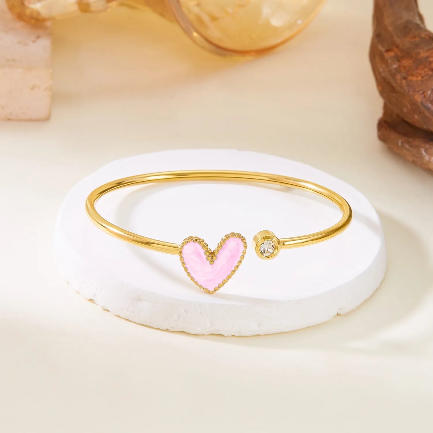 Dainty Heart Bangle